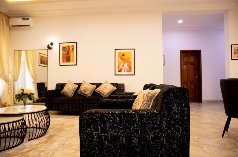 Elks Place Enugu Bagian luar foto