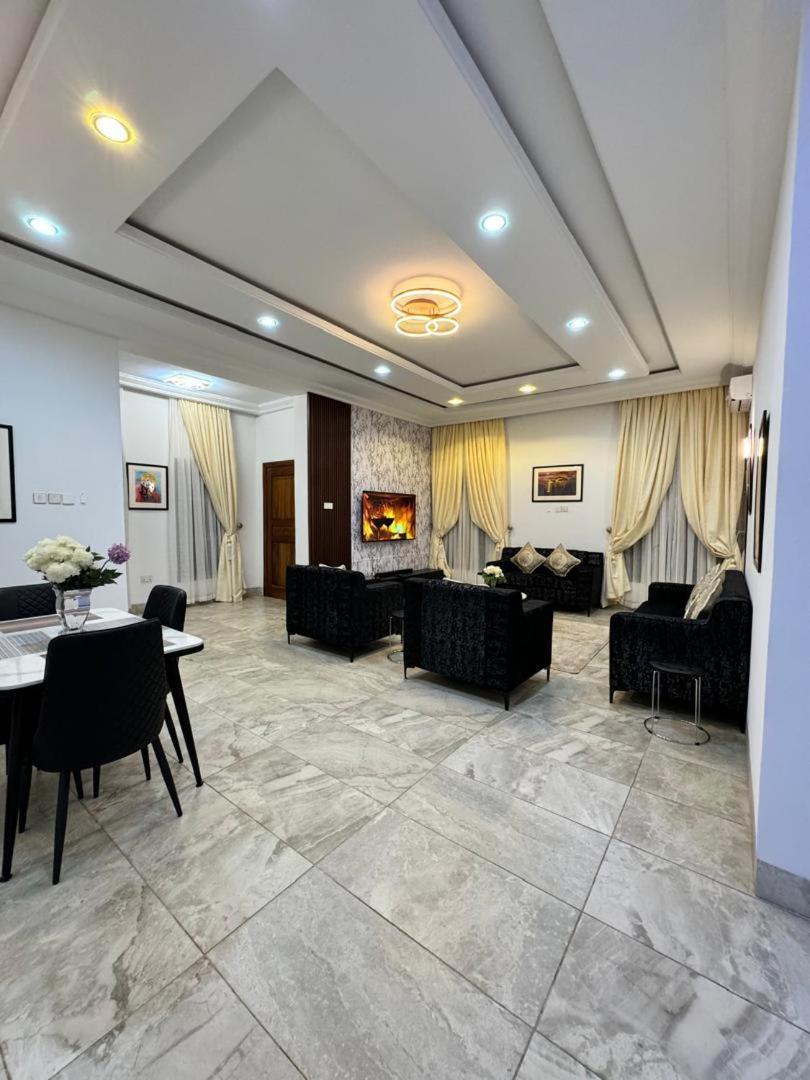 Elks Place Enugu Bagian luar foto
